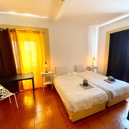 House For Families, Friends & Remote Workers *